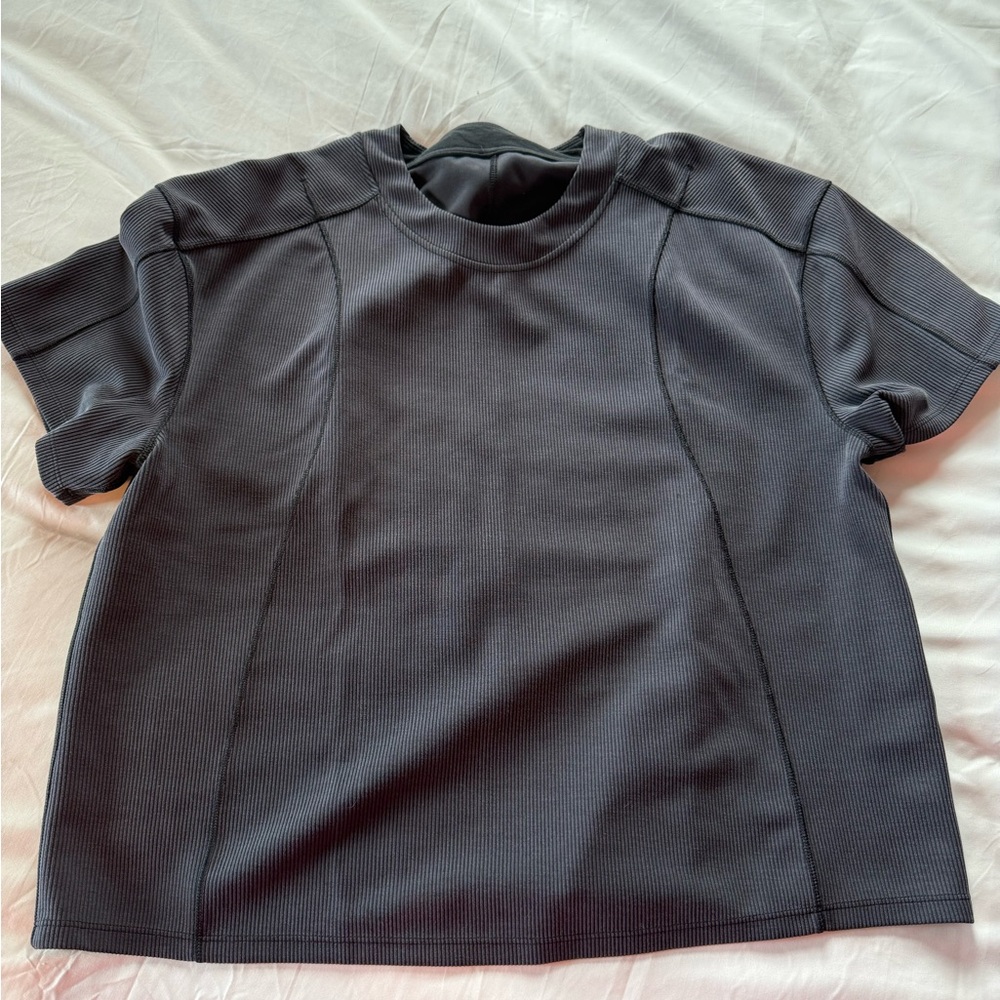 lululemon athletica Charcoal Short Sleeve Tee